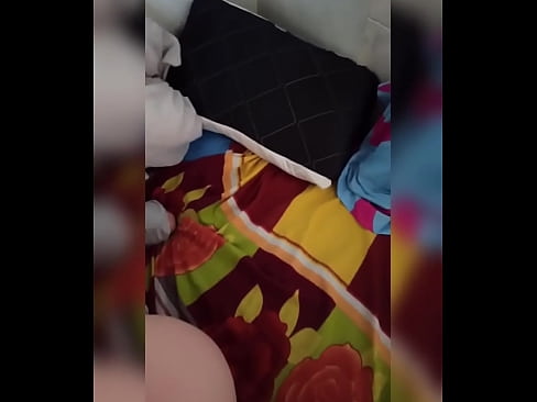 ❤️ Mwenzangu anakaa peke yake nyumbani kwa sababu mume wake anaenda likizo na mimi huchukua nafasi hiyo kumlamba na kumjaza maziwa. kwetu ﹏